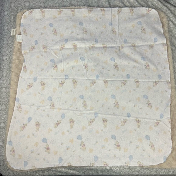 Disney Baby Winnie the Pooh Bear Receiving Blanket Balloon Blue White Flannel - Picture 5 of 5